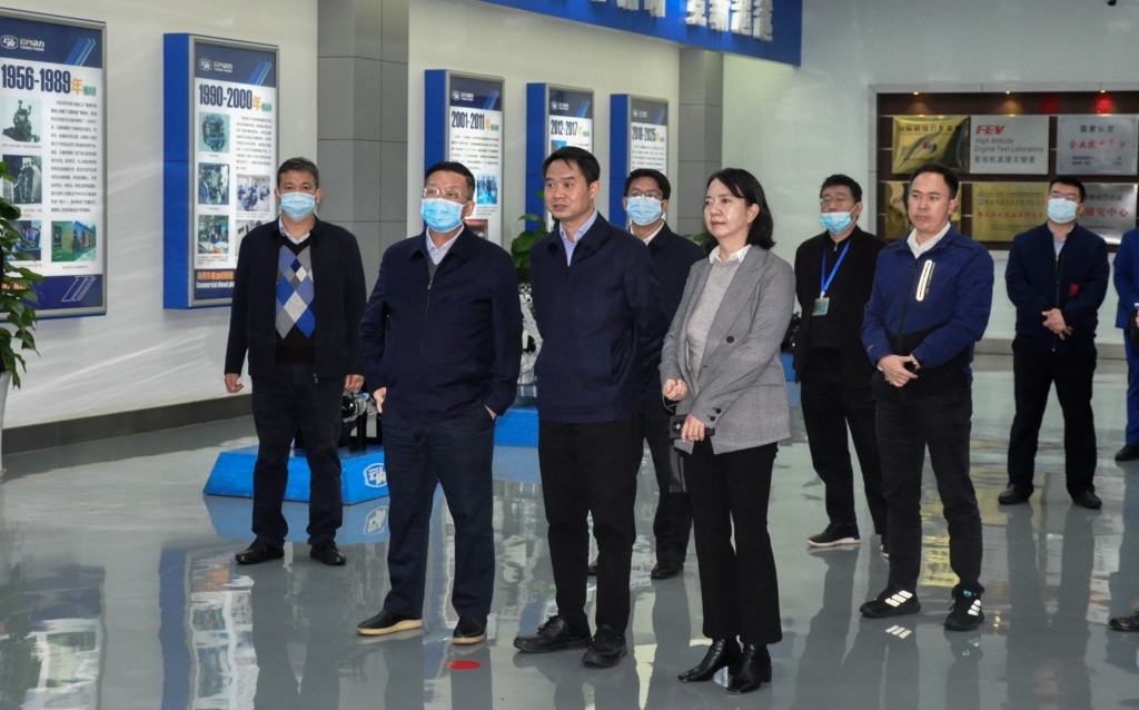 昆明市委常委杨东伟一行到云南bifa必发集团动力集团有限公司发展调研